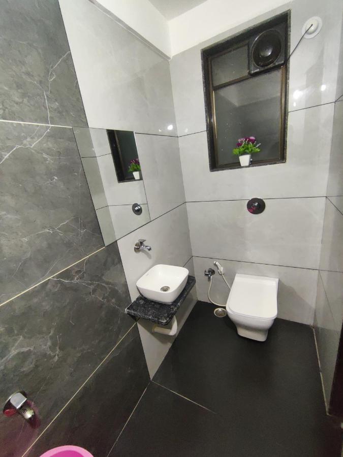 Hotel Sai Ssl Shirdi Ngoại thất bức ảnh